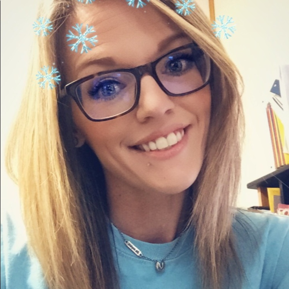 Meet your Posher, Talya